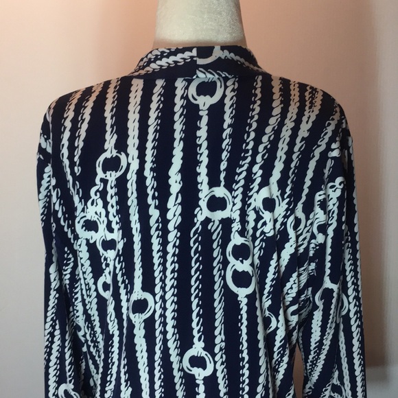 Navy and White GRACE Top . Sz XL - Picture 5 of 9